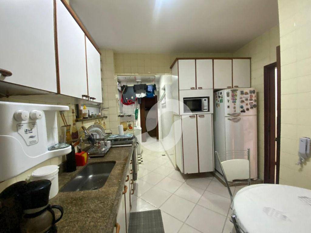  - Apartamento com 2 dormitórios à venda, 70 m² por R$ 280.000,00 - Fonseca - Niterói/RJ