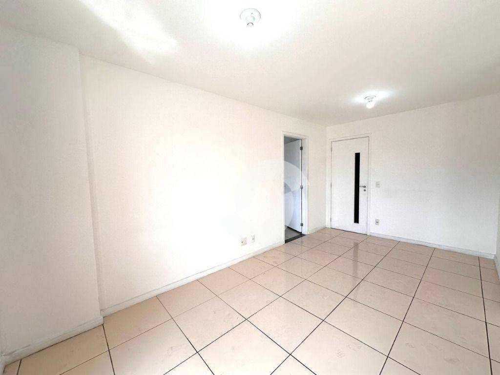  - Apartamento com 2 dormitórios à venda, 72 m² por R$ 435.000,00 - Centro - Niterói/RJ