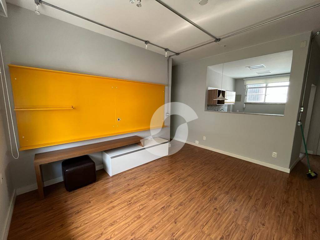  - Apartamento com 2 dormitórios à venda, 74 m² por R$ 450.000,00 - Icaraí - Niterói/RJ