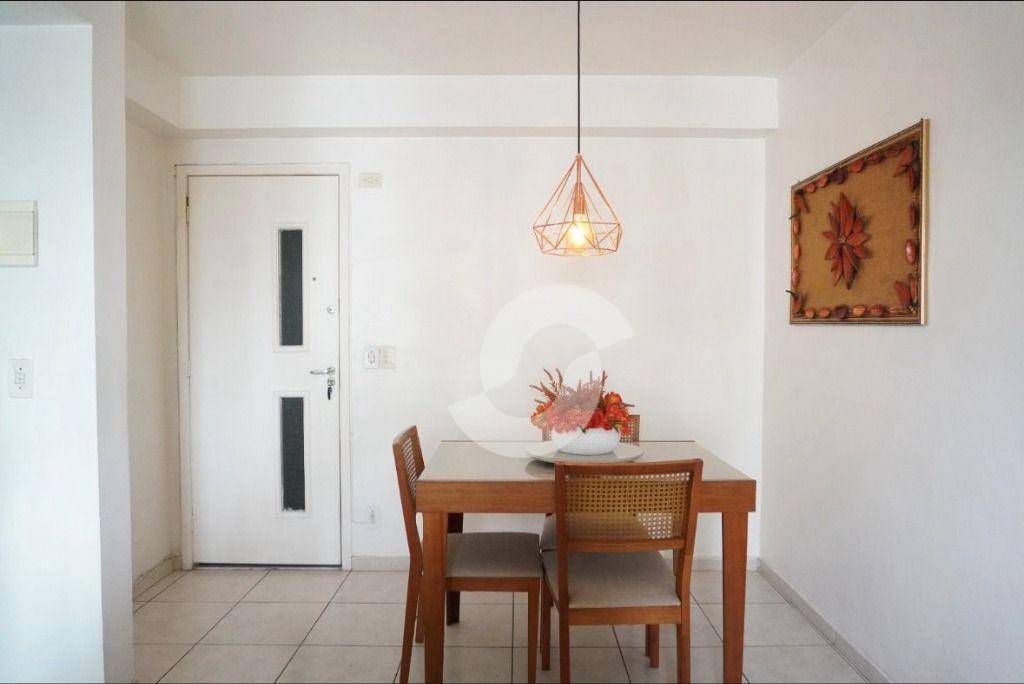  - Seu novo apartamento te espera!  Se você busca conforto, praticidade e uma excelente localização, esse imóvel vai te surpreender.  São 3 quartos, sen