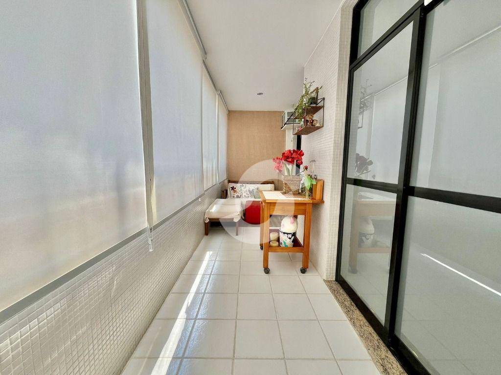  - Jardim Icaraí, prontíssimo para morar! 2 quartos com suíte, varanda, e depend. completa, em planta rara de 90m², - R$815.000