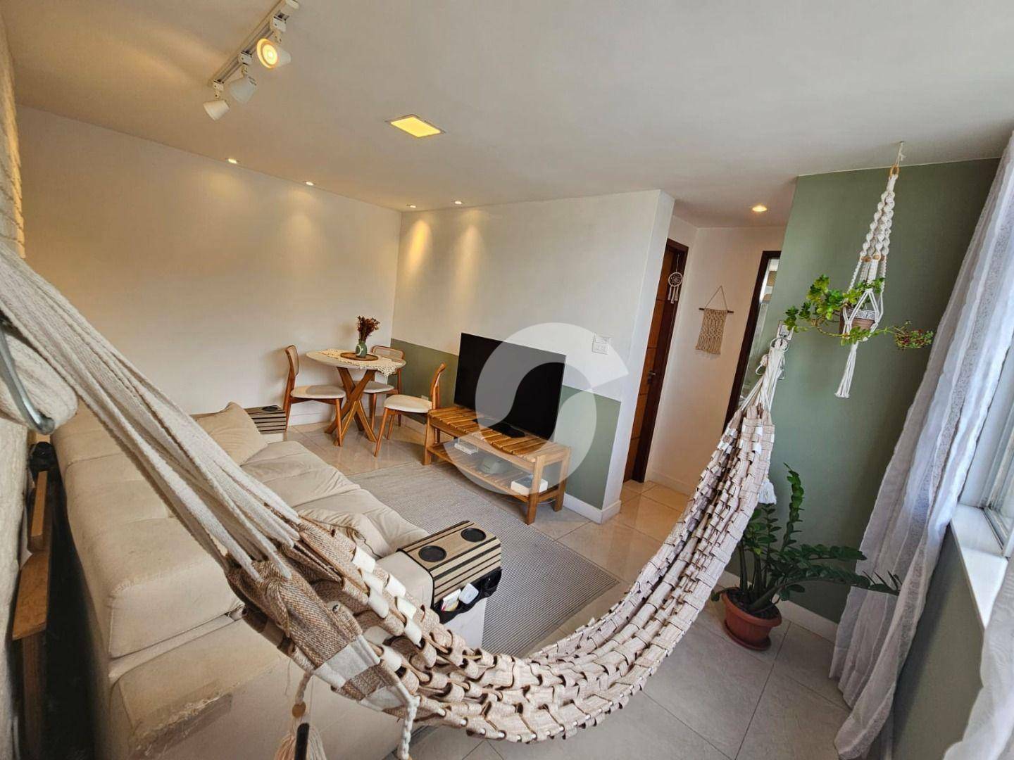 Apartamento à venda com 2 quartos, 53m² - Santa Rosa,Niterói