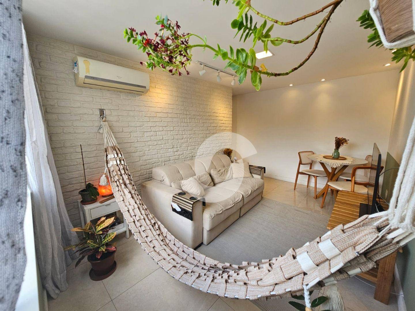 Apartamento à venda com 2 quartos, 53m² - Santa Rosa,Niterói