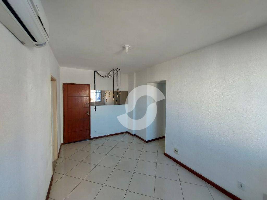  - Apartamento com 2 dormitórios à venda, 60 m² por R$ 270.000,00 - Fonseca - Niterói/RJ