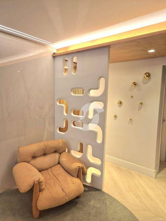  - Apartamento com 4 dormitórios à venda, 182 m² por R$ 2.100.000,00 - Jardim Icaraí - Niterói/RJ