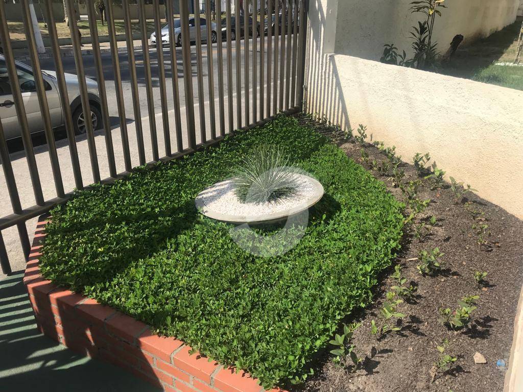  - Apartamento à venda, 50 m² por R$ 200.000,00 - Barreto - Niterói/RJ