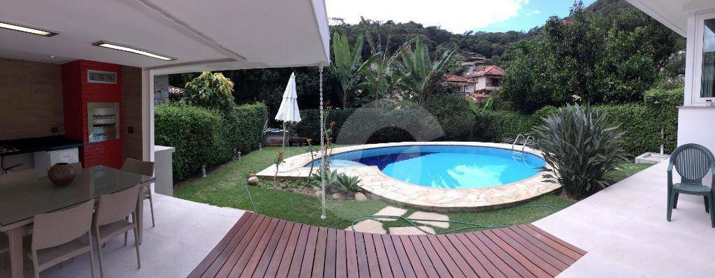 Casa à venda com 3 quartos, 300m² - Engenho do Mato,Niterói