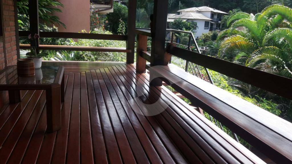 - Casa com 4 dormitórios à venda, 302 m² por R$ 950.000,00 - Pendotiba - Niterói/RJ