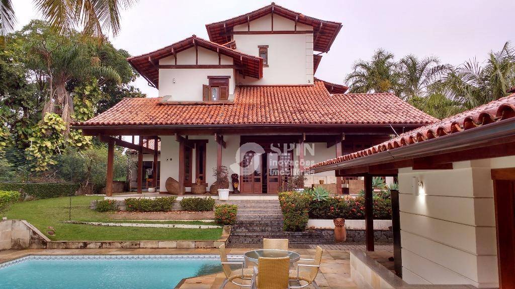 Casa à venda com 4 quartos, 550m² - Camboinhas,Niterói