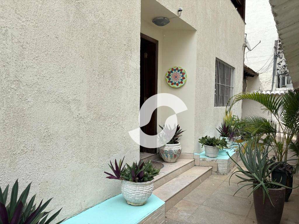 Prédio comercial à venda com 9 quartos, 334m² - Icaraí,Niterói
