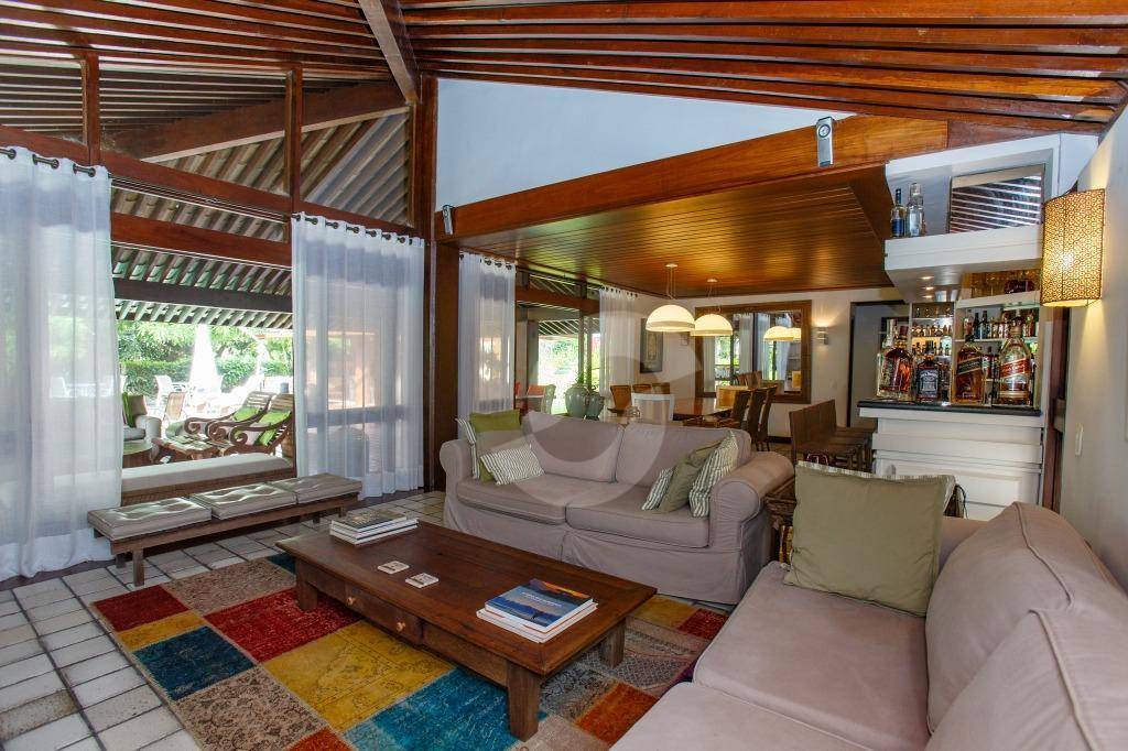 Casa à venda com 6 quartos, 800m² - Piratininga,Niterói