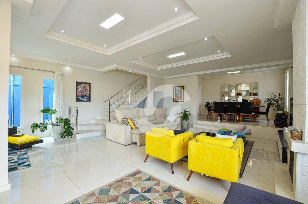 Casa à venda com 5 quartos, 570m² - São Francisco,Niterói