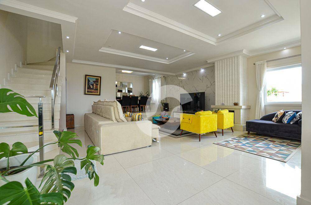 Casa à venda com 5 quartos, 570m² - São Francisco,Niterói