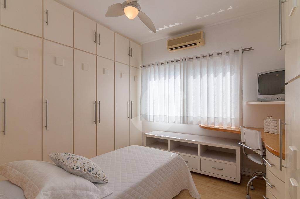 Casa à venda com 4 quartos, 600m² - Badu,Niterói