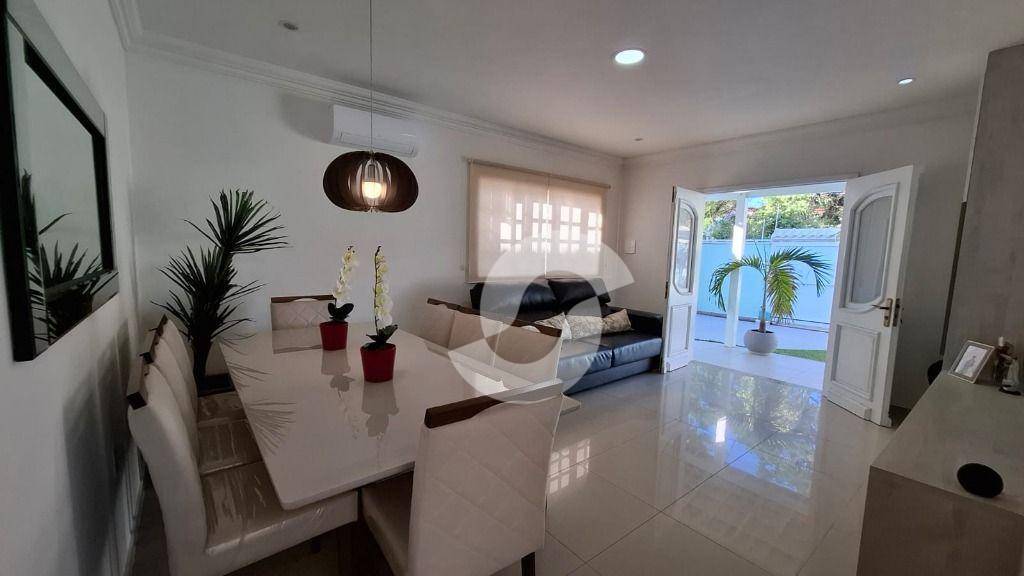 Casa à venda com 2 quartos, 200m² - Praia de Piratininga,Niterói