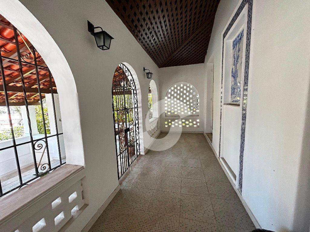 Casa à venda com 3 quartos, 233m² - Icaraí,Niterói