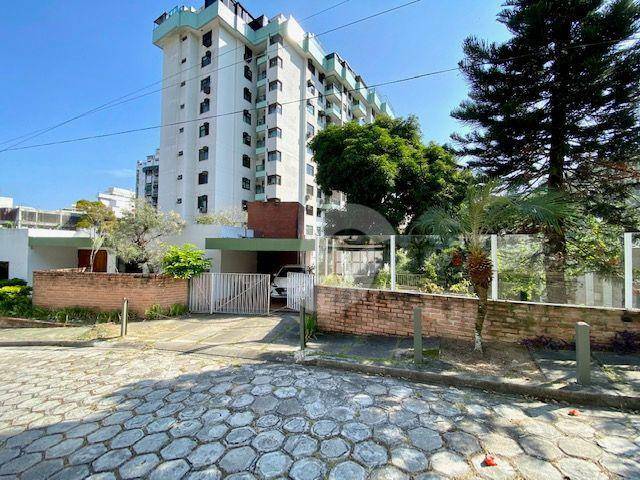 Casa à venda com 4 quartos, 440m² - Santa Rosa,Niterói