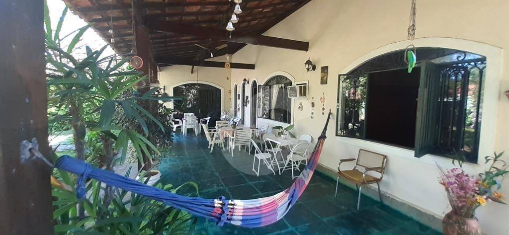 Casa à venda com 5 quartos, 222m² - Piratininga,Niterói