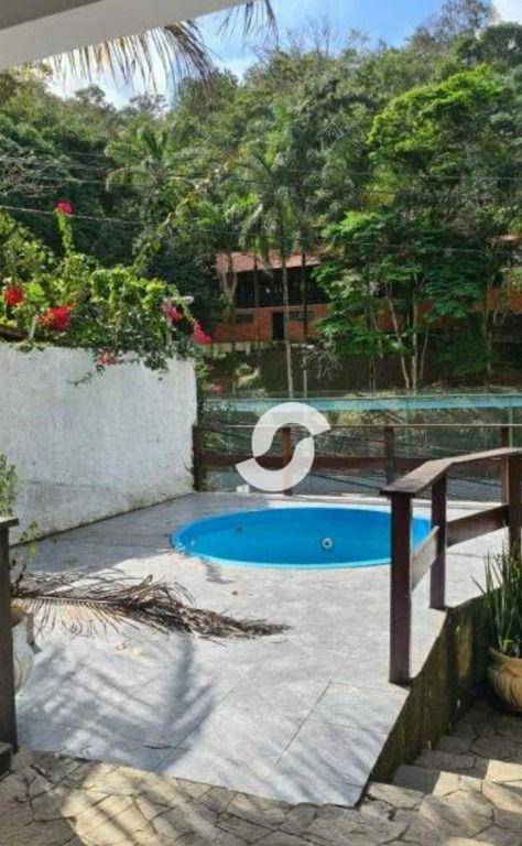 Casa à venda com 4 quartos, 300m² - Serra Grande,Niterói
