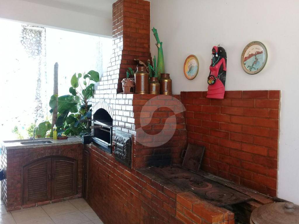  - Casa à venda, 361 m² por R$ 790.000,00 - Sape - Niterói/RJ