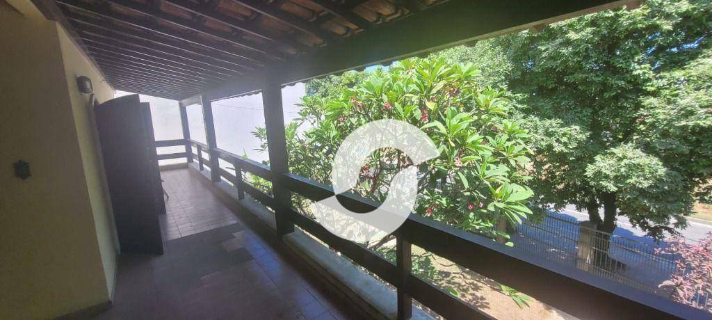 Casa à venda com 5 quartos, 250m² - Piratininga,Niterói