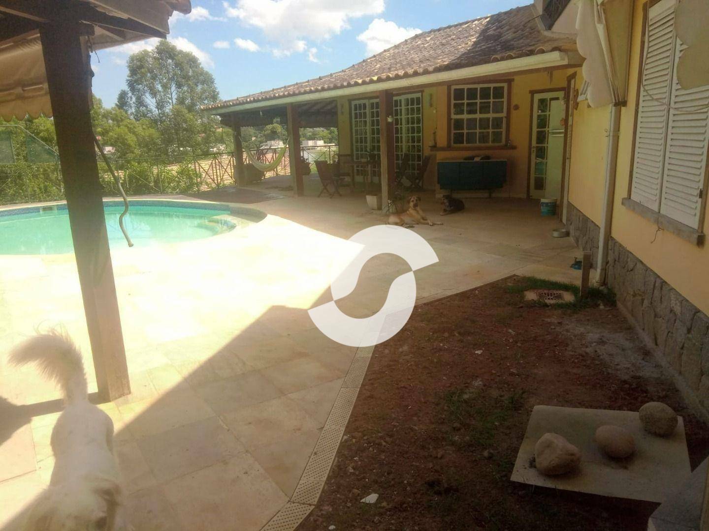 Casa à venda com 4 quartos, 451m² - Badu,Niterói