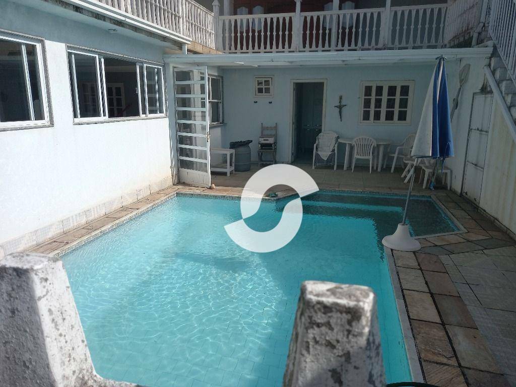  - Casa com 7 dormitórios à venda, 360 m² por R$ 850.000,00 - Itaipu - Niterói/RJ