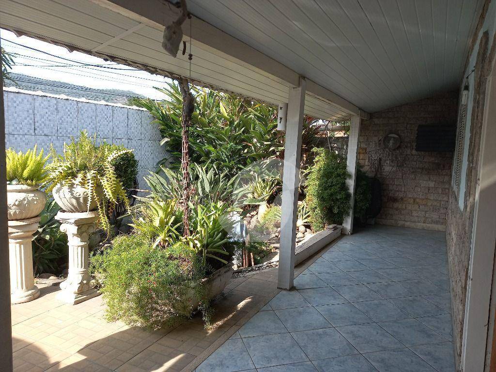 Casa à venda com 7 quartos, 360m² - Itaipu,Niterói