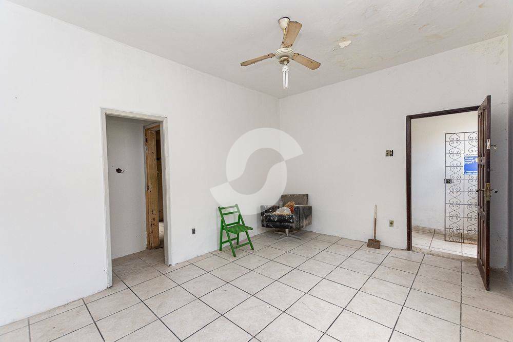 Casa à venda com 3 quartos, 83m² - Santa Rosa,Niterói