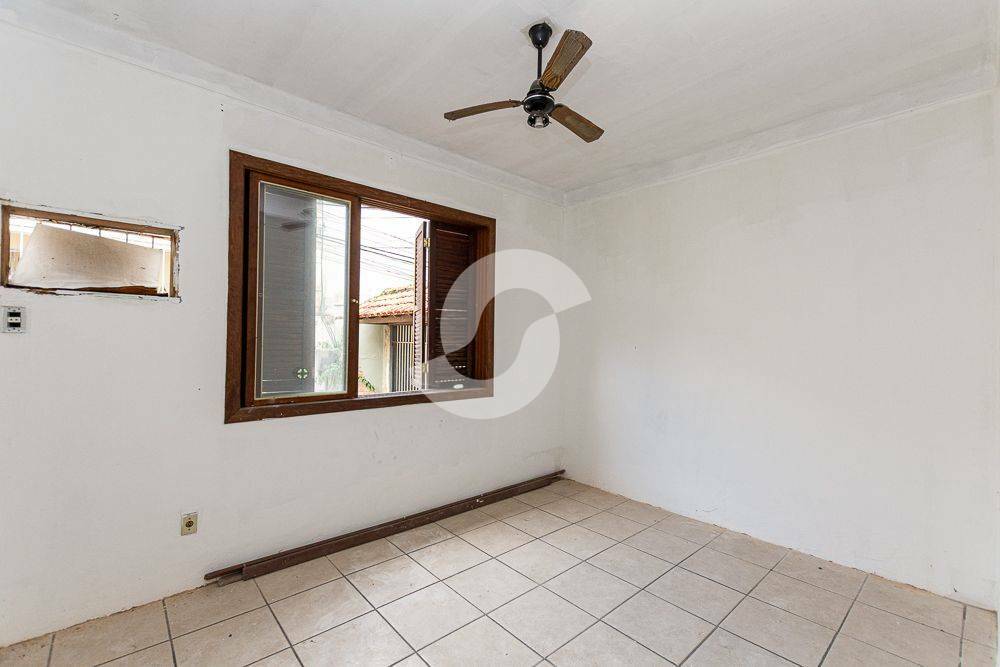  - Excelente casa de vila na Rua Vereador Duque Estrada.