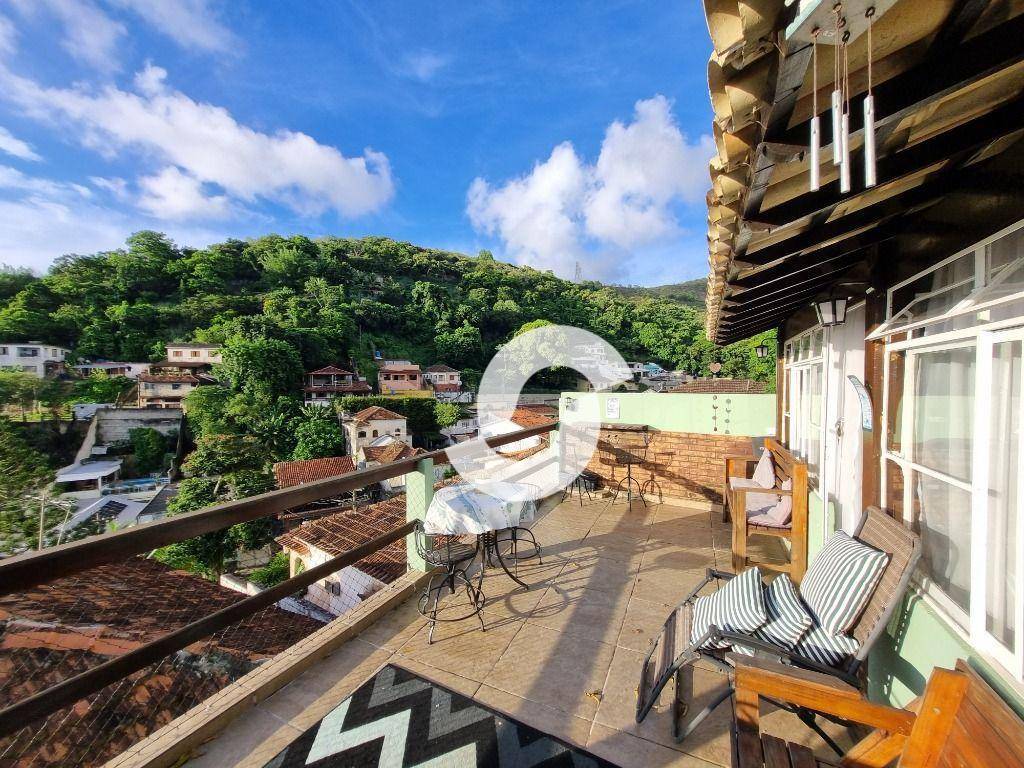 Casa à venda com 3 quartos, 139m² - Fátima,Niterói