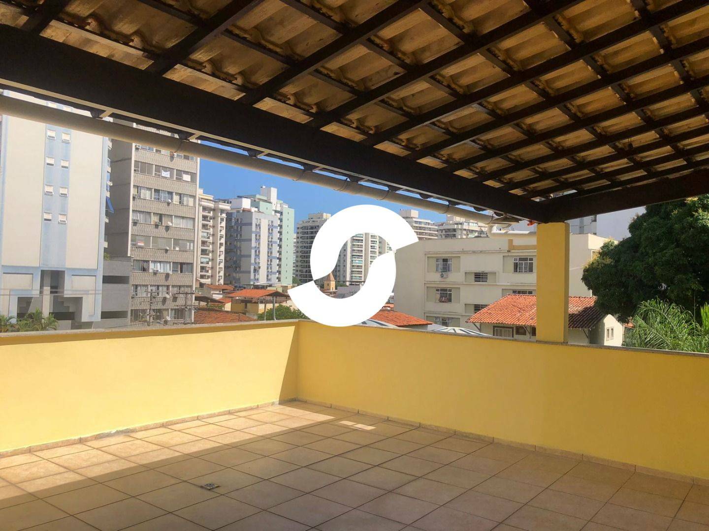 Casa à venda com 4 quartos, 170m² - Santa Rosa,Niterói