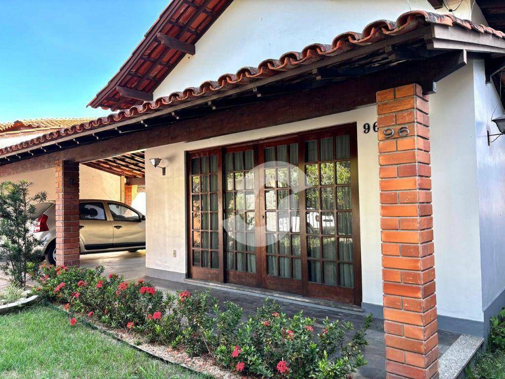 Casa à venda com 5 quartos, 232m² - São Francisco,Niterói