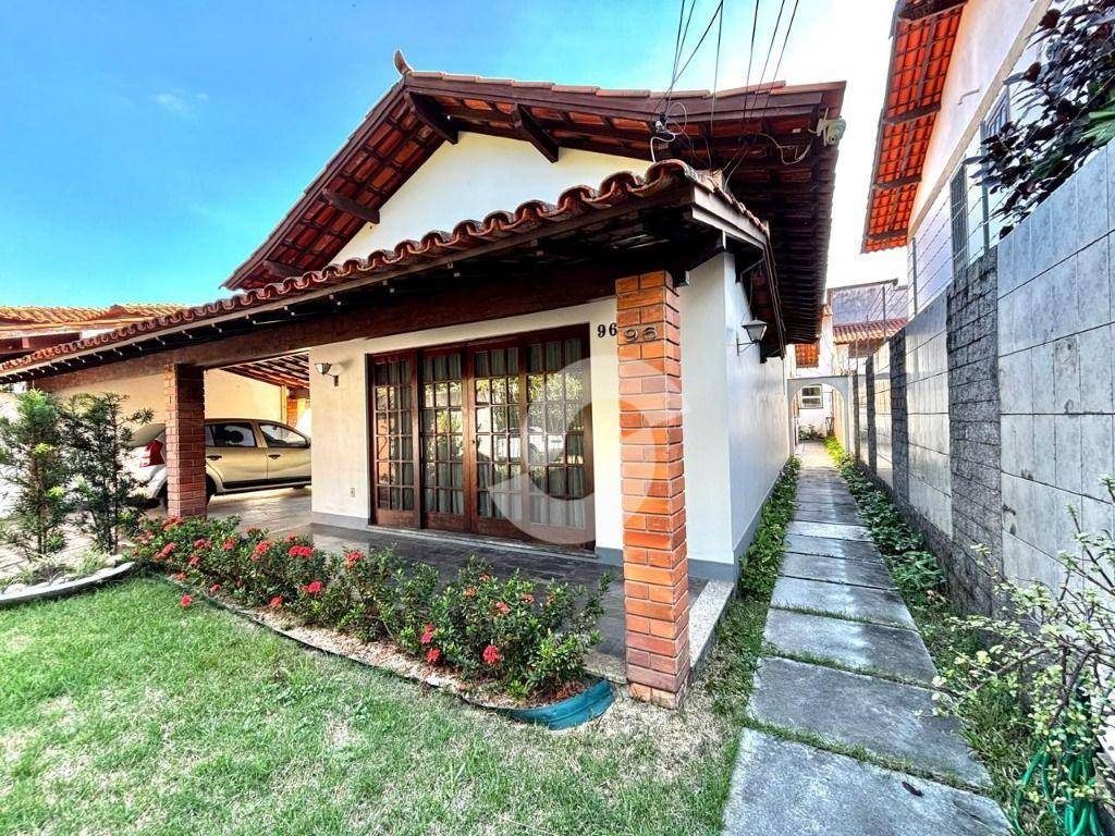Casa à venda com 5 quartos, 232m² - São Francisco,Niterói