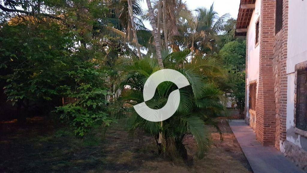 Prédio comercial à venda com 4 quartos, 374m² - Piratininga,Niterói