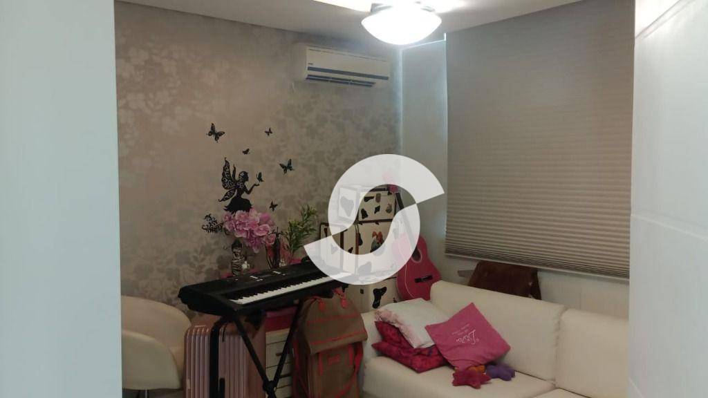Casa à venda com 4 quartos, 440m² - Piratininga,Niterói