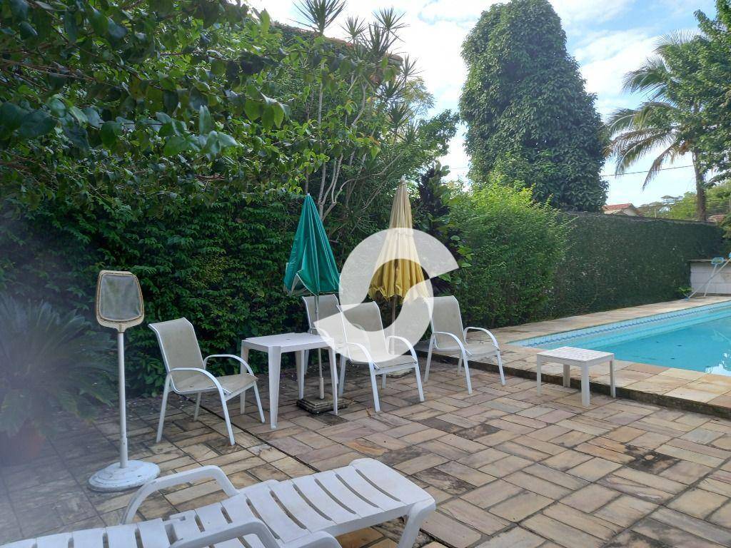 Casa à venda com 3 quartos, 238m² - Engenho do Mato,Niterói