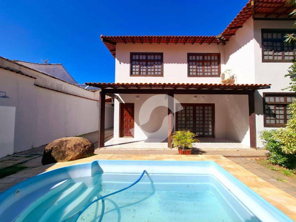 Casa à venda com 6 quartos, 336m² - Camboinhas,Niterói