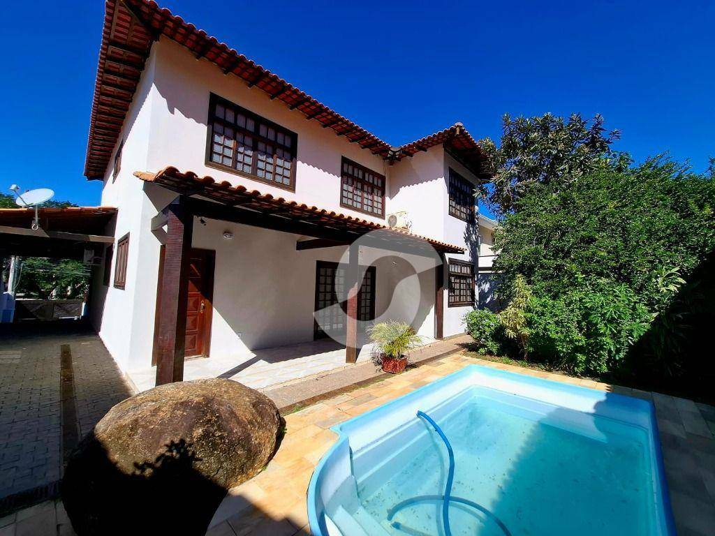  - Casa à venda, 336 m² por R$ 2.400.000,00 - Camboinhas - Niterói/RJ
