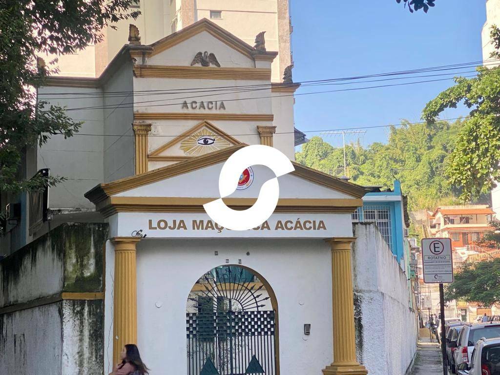 Casa à venda com 16 quartos, 600m² - São Domingos,Niterói