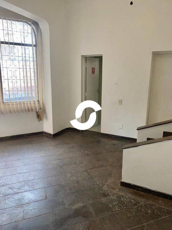 Casa à venda com 16 quartos, 600m² - São Domingos,Niterói