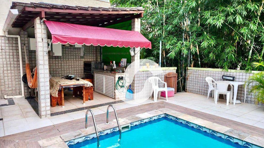 Casa à venda com 4 quartos, 200m² - Ingá,Niterói
