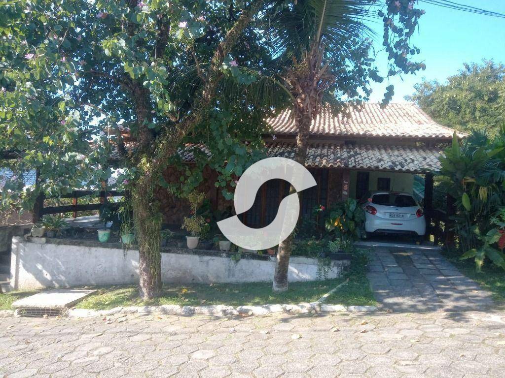 Casa à venda com 3 quartos, 156m² - Sape,Niterói