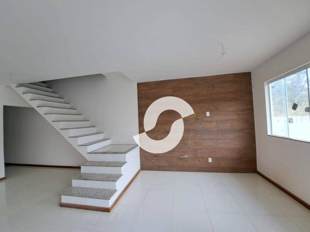 Casa à venda com 3 quartos, 129m² - Engenho do Mato,Niterói