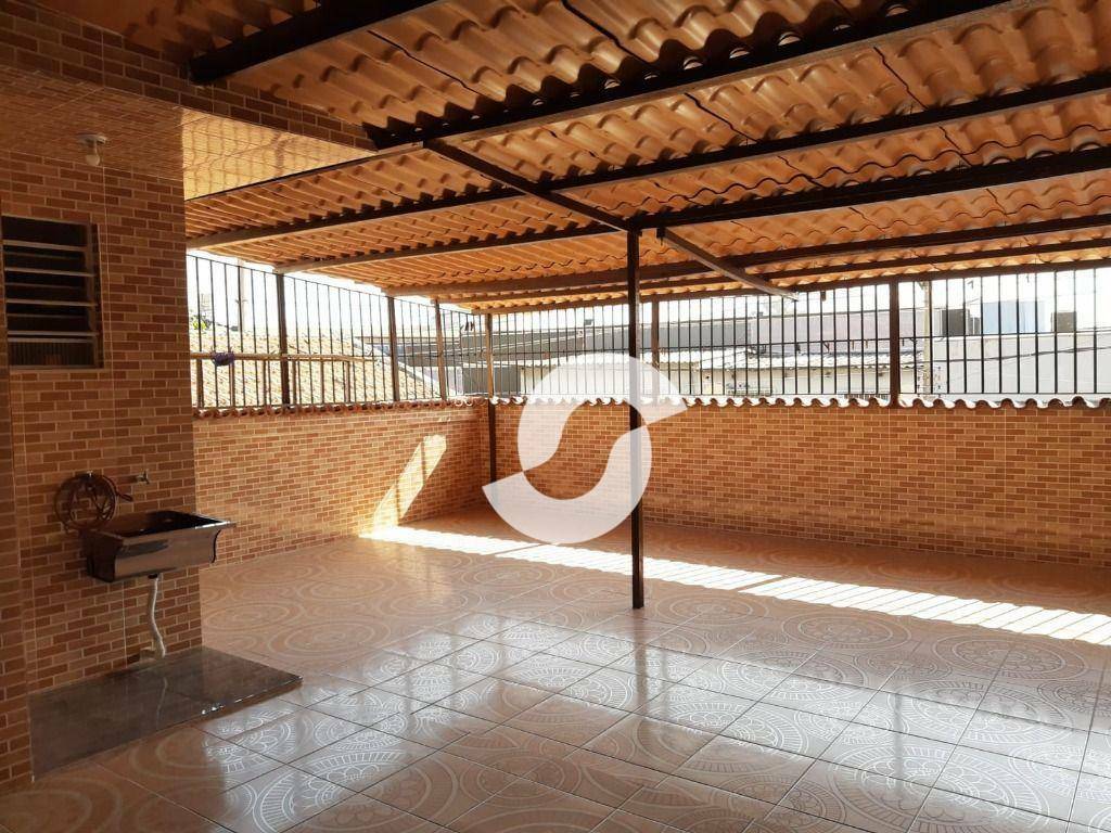 Casa à venda com 3 quartos, 177m² - São Lourenço,Niterói