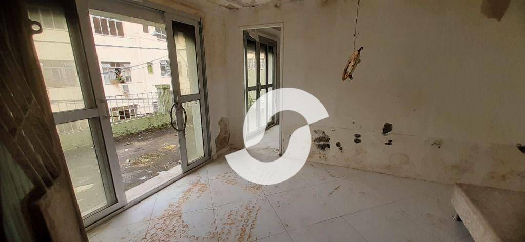 Casa à venda com 5 quartos, 120m² - Fátima,Niterói