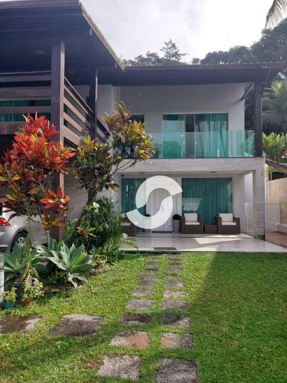 Casa à venda com 4 quartos, 382m² - Itaipu,Niterói