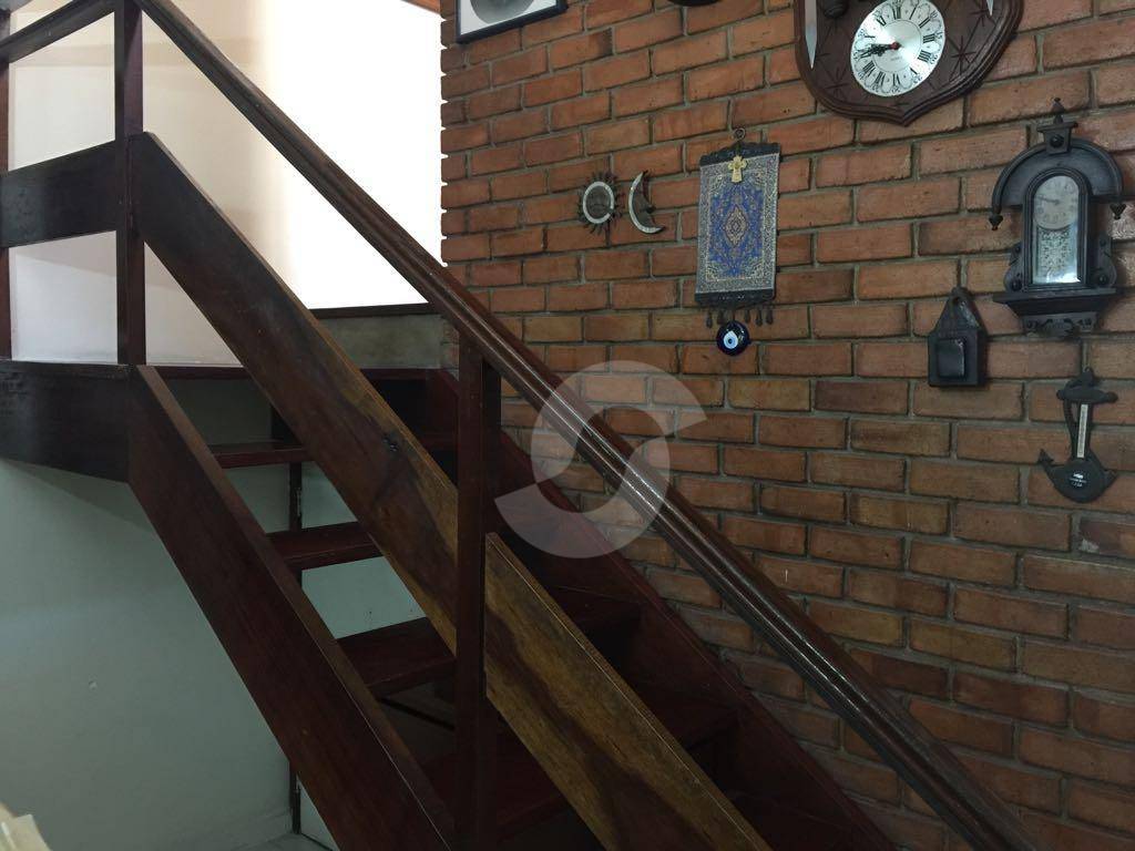 Casa à venda com 4 quartos, 200m² - São Francisco,Niterói