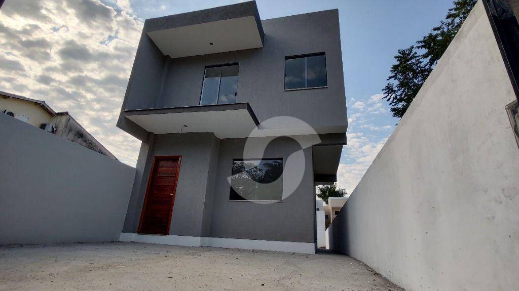 Casa à venda com 4 quartos, 150m² - Itaipu,Niterói