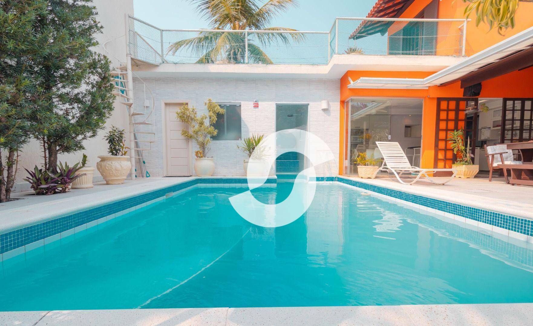 Casa à venda com 4 quartos, 400m² - São Francisco,Niterói